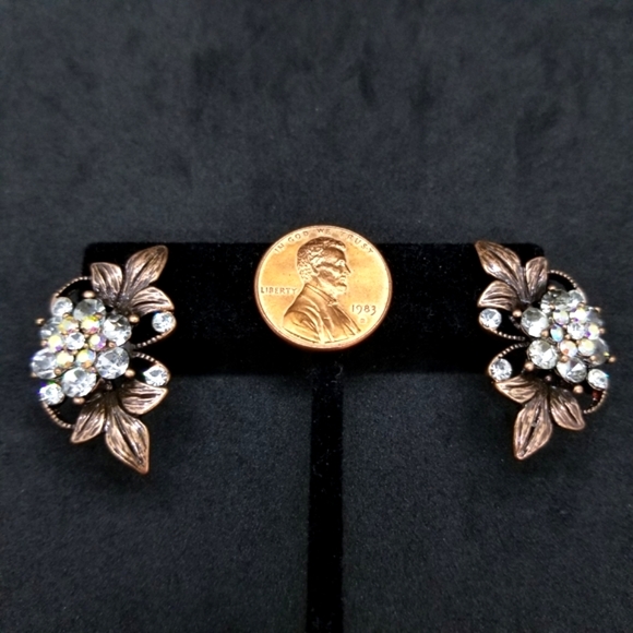 Copper aurora borealis crystal flower earrings - Picture 5 of 7